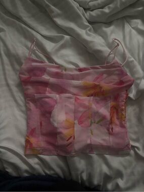 Pink flower edikted tank top